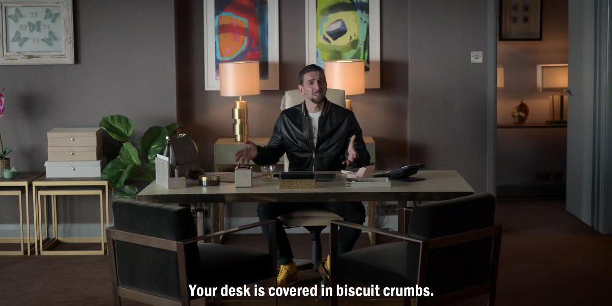 TedLassoism's tweet photo. Your desk is covered in biscuit crumbs.

 Ted Lasso #S03E03
#TedLasso https://t.co/YGKxBOZvbJ