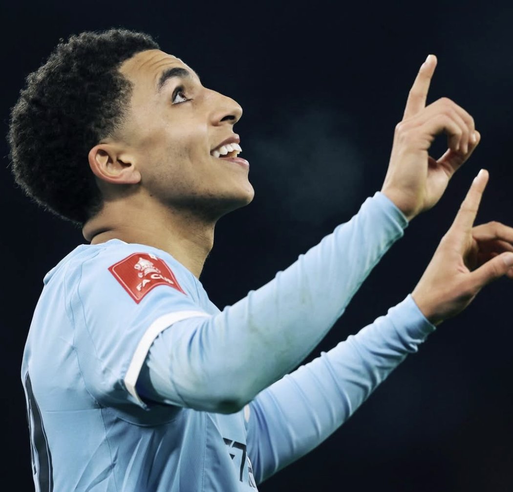 PlanetSportFA's tweet photo. Man City and England defender Rico Lewis has been speaking to the BBC about his growing faith in Jesus, and how it has spurred him on to do more to help the city's homeless ...

https://t.co/PQvpDaTkN7 https://t.co/vrvCn5eM9I