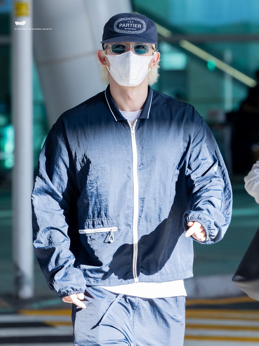 youp_pic's tweet photo. 260713 ICN 입국 HQ🦁

듀벅듀벅🐾

#WONHO #원호 https://t.co/G8nAdUVrSw
