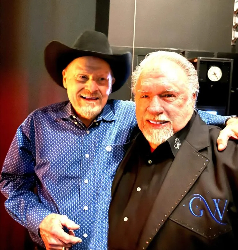 GeneWatsonMusic's tweet photo. Our Country Legends show in my hometown of Paris, TX was a huge success Saturday night, July 11th. Read all the details in this week's news. https://t.co/jDCRCqDzJf https://t.co/Nnh34G62rW