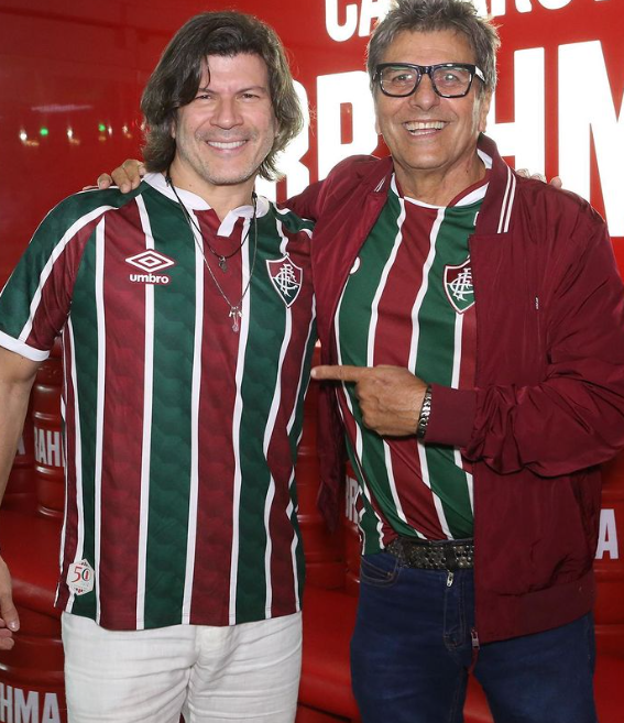 JeffBuckleyFlu's tweet photo. No rock nacional, Renato Russo e Dado Villa-Lobos, da Legião Urbana, além de Paulo Ricardo, do RPM, são amplamente reconhecidos como tricolores ilustres, mas nem todo mundo sabe que Rodrigo Amarante, do Los Hermanos, também é tricolor de coração https://t.co/GQQlcuUWgt