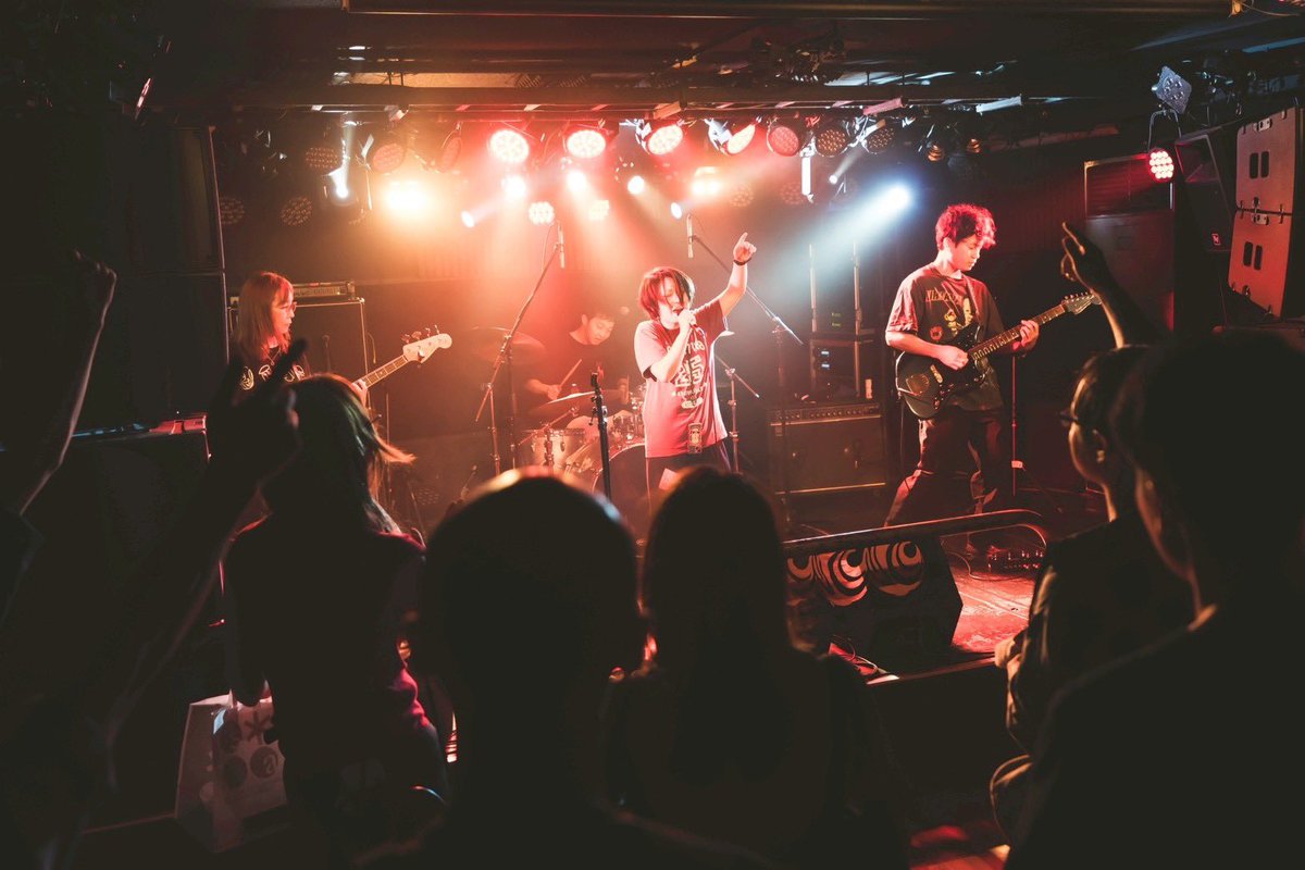 dohatsuko's tweet photo. 昨日のムラサメ4号🦎
藤子さん撮影の写真をいただきました📸
カッコいいお写真ありがとうございます☺️
ストラップ捻れてた😂

@245_photo https://t.co/BEOmK39jZy
