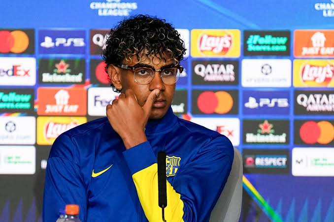 BarcaUniversal's tweet photo. 🚨 JUST IN: Lamine Yamal is the one who REQUESTED to speak at the press conference today, ahead of the game vs. France.

— @JuanfeSanzPerez https://t.co/d4KICNbHD3