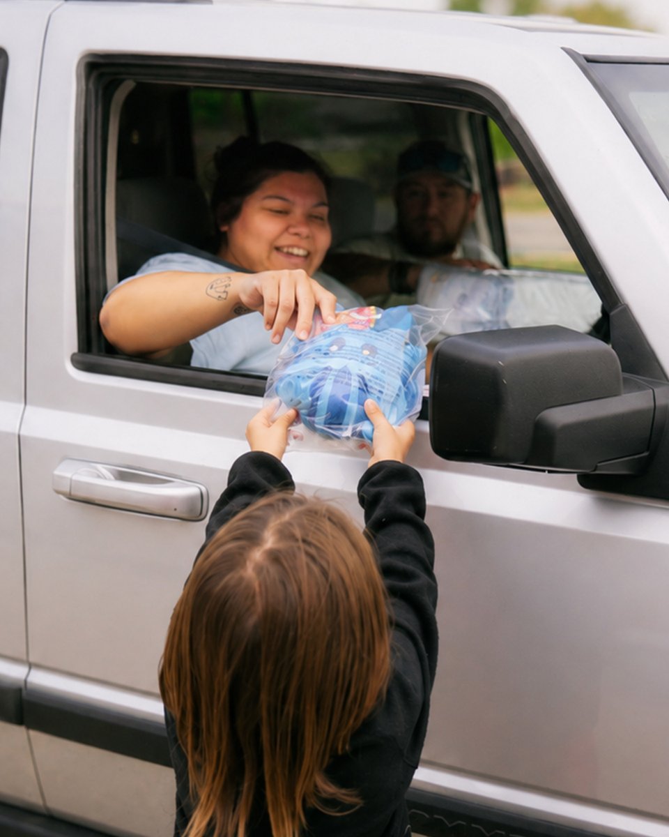 TXDIAPERBANK's tweet photo. You might see a package of diapers. She sees one less thing to worry about today. And sometimes, that's everything. It's a reminder that even the smallest moments of kindness can make a hard day feel a little lighter. 

#DiaperNeed #EndDiaperNeed #TexasDiaperBank #BasicsArentBasic #SupportLocalFamilies
