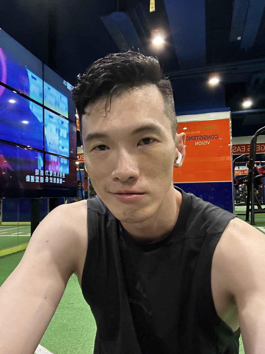 oolovingoo2's tweet photo. 還活著17

我想起你的時候
心中總會泛出酸楚
別無所願
我很好
希望你也能好好照顧自己
也許有天相遇
我們還能微笑點頭 https://t.co/l7TeO1pRPz