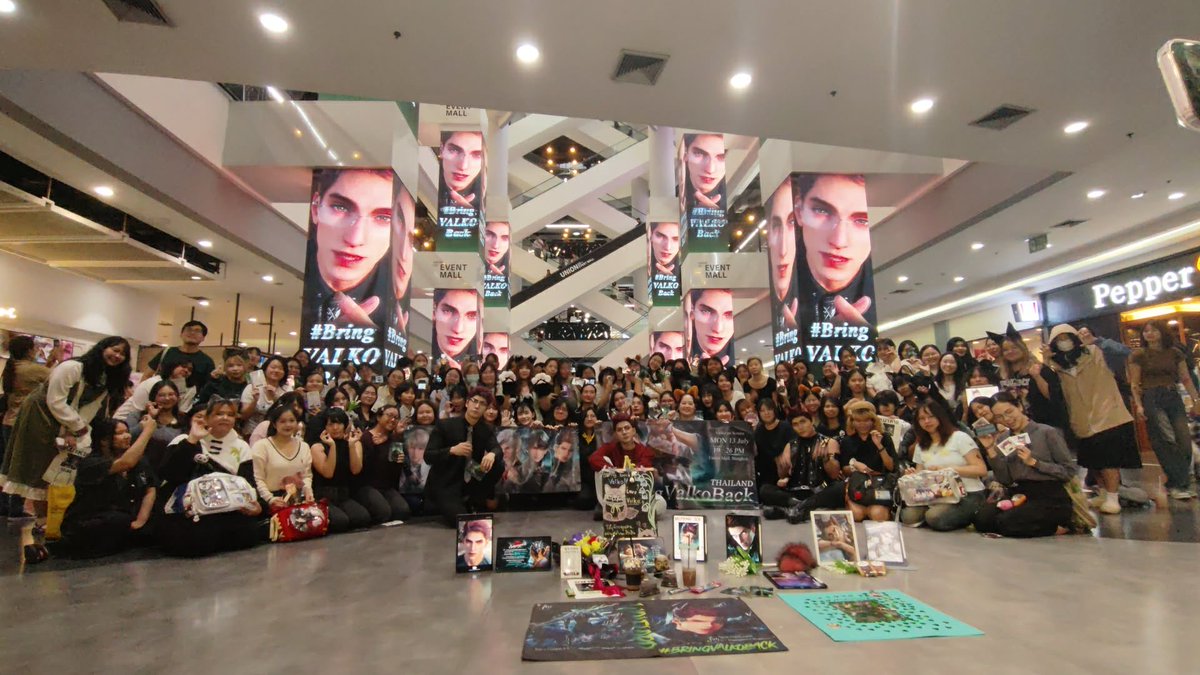 MaidensunYYY's tweet photo. Thai Hunters' Gathering: Bring Our Wolf Back!

13 July 2026
Bangkok, Thailand 🇹🇭 ✨ 

#THBringValkoBack 
#BringValkoBack 
#BringBackValko 
#ValkoIsLoved https://t.co/WYKXm41dt6