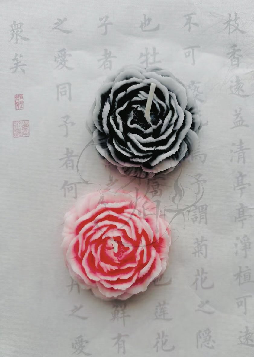 rouyanxiaozhu's tweet photo. 抽个奖吧

参与条件：评论+转发+关注 

@rouyanxiaozhu
 @chasekktg

奖品内容：
48°可撕拉蜡烛
牡丹花×5   蜡柱子×2    狐狸球×1
除蜡柱子 其他皆可定制颜色/荧光/珠光
成人玩具+安全套礼包×8/图一

超大杯奶茶×10

开奖日期 7月21号  老规矩运费自付
@rouyanxiaozhu兑奖 https://t.co/evEzNwMlZV