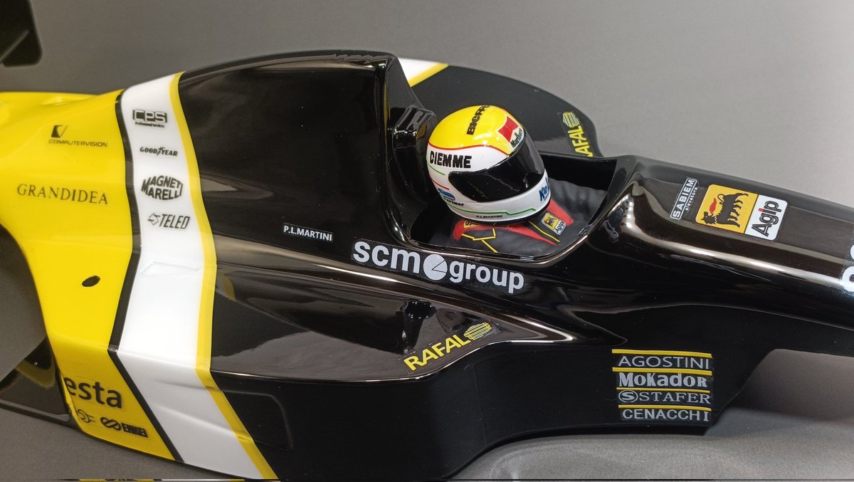 gekiten's tweet photo. マニアックF1ですが、
ミナルディM191風
ピエルルイジマルティニさん
なんとか完成!
シャーシに乗っけたのも後ほど写真撮りますー
あれ?リフィ?ド?
#RCF1
#ミナルディ
#M191 https://t.co/wuSvMk0ksF