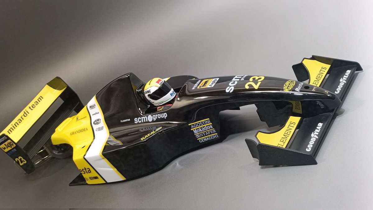gekiten's tweet photo. マニアックF1ですが、
ミナルディM191風
ピエルルイジマルティニさん
なんとか完成!
シャーシに乗っけたのも後ほど写真撮りますー
あれ?リフィ?ド?
#RCF1
#ミナルディ
#M191 https://t.co/wuSvMk0ksF