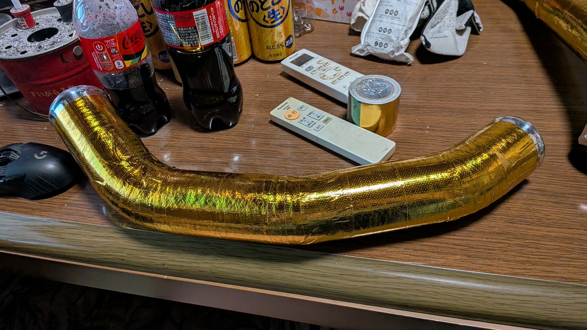 astro051's tweet photo. ビール飲みながらサーモテープ巻き巻き https://t.co/CSDLcMEOHd