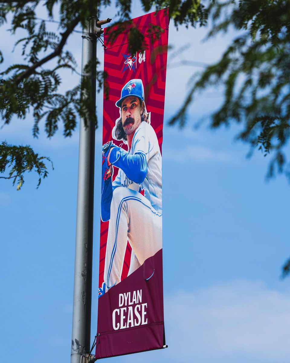 BlueJays's tweet photo. Spotted in Philly: The Best Pitcher in the American League 👨🏻 #AllStarGame https://t.co/M3npu83E8B