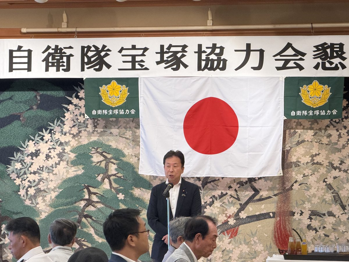 Ogushi_Masaki's tweet photo. 週末は自衛隊宝塚協力会の懇親会などご挨拶に回りました。少年野球も暑い中、子どもたちは元気一杯頑張っていました。

私も今朝は汗をかきながら駅頭にてご挨拶。久しぶりの中山観音駅。お声がけを沢山いただきました。ありがとうございました。

#大串まさき #自民党 #兵庫6区 https://t.co/IpYXYSwccO
