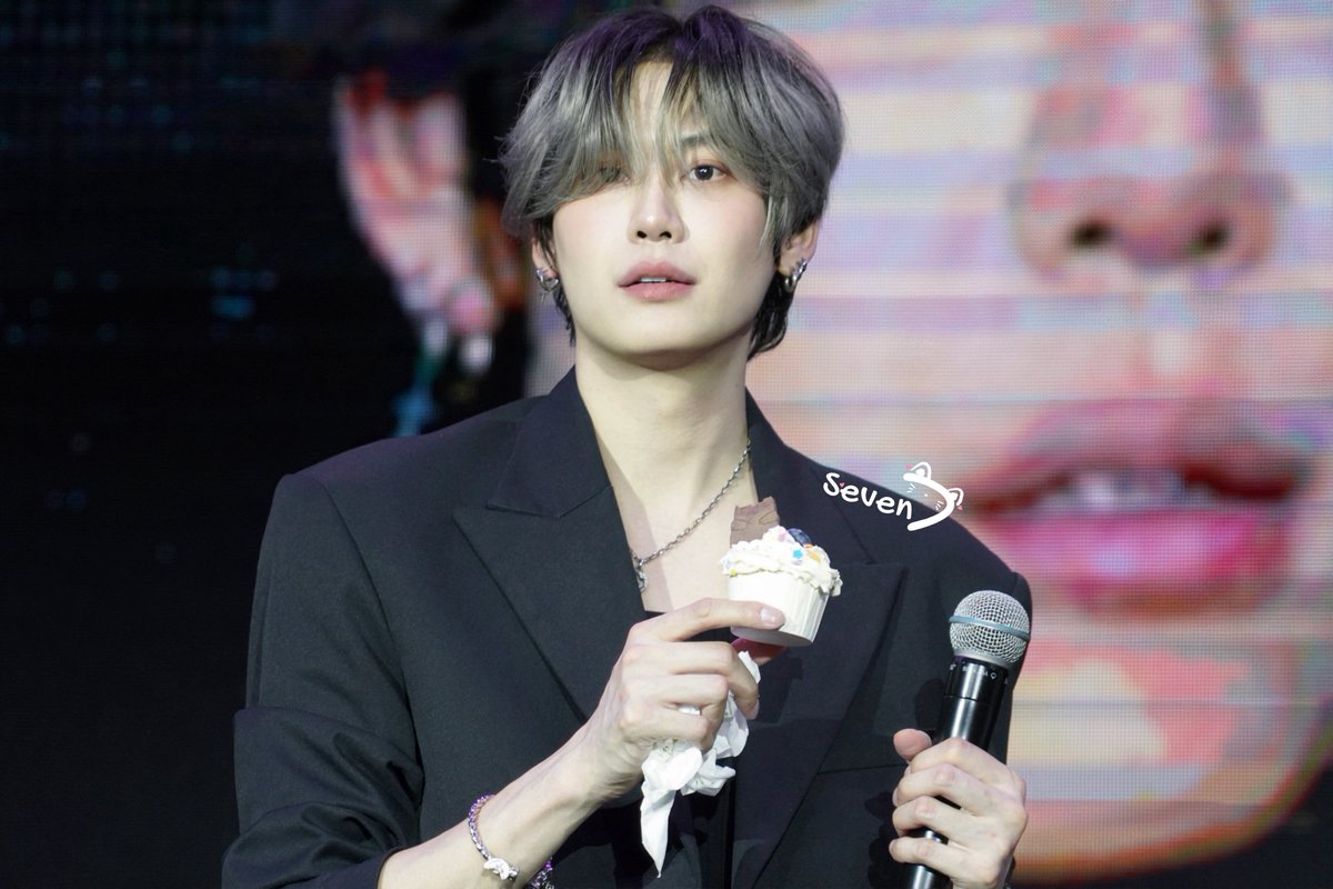 Seven_BPforever's tweet photo. 🧁🧁🧁
@bb0un

#bb0un 
#BounPrem 
#BounFMinChongqing https://t.co/zEiU90wF7c