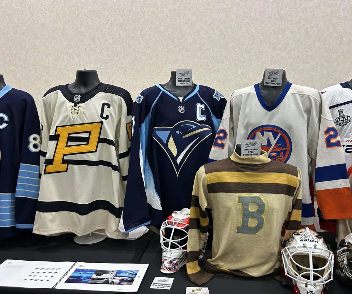 yuzupilled's tweet photo. pittsburgh penguins 2009 jersey prototype https://t.co/Ffueeewm6l