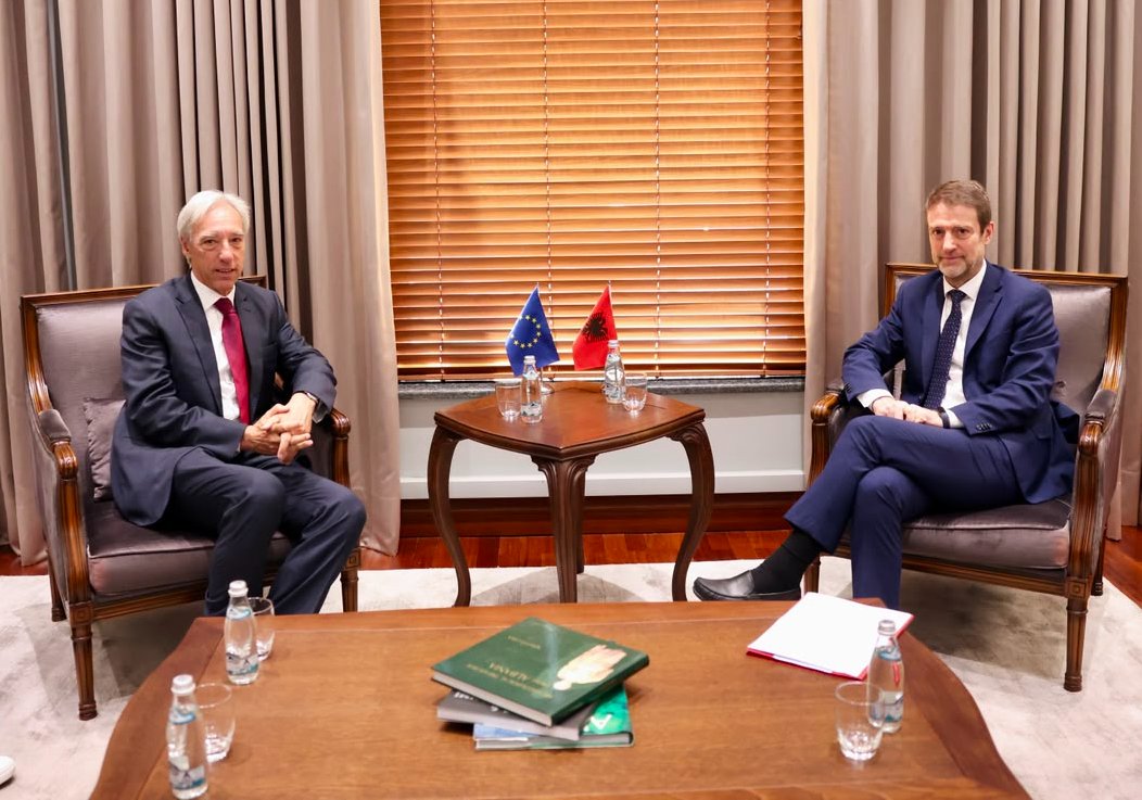 HoxhaFer's tweet photo. It was a pleasure to meet with João Gomes Cravinho, the newly appointed Rector of the #College of Europe.

The establishment of the College Campus in Tirana represents a landmark achievement for Albania and the wider #WesternBalkans. It is both a powerful testament to the European Union’s commitment to our region and a strategic investment in the next generation of European leaders, policymakers, diplomats, and experts.

The Tirana Campus further strengthens Albania’s growing role as a #European hub, including for studies, policy dialogue, and regional cooperation. It positions our capital as a place where ideas about Europe’s future, enlargement, security, competitiveness, and regional cooperation are not only discussed, but also shaped.

We discussed avenues for further cooperation between the Ministry for Europe and Foreign Affairs and the College of Europe. We explored opportunities for closer engagement through guest lectures by #Albanian officials and senior diplomats, internships for students, as well as joint policy discussions and activities on issues of strategic importance, including EU #enlargement, regional security, and European foreign policy.

For us, the College of Europe Campus in Tirana is much more than an academic institution of excellence. It is a bridge between the Western Balkans and the #European Union, helping prepare a new generation of Europeans to contribute to a stronger, more united, and more resilient Europe.

#Horison2030
#Together