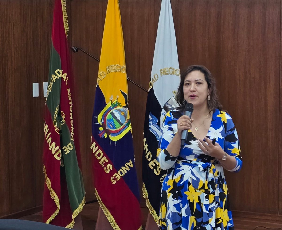 SRIoficialEc's tweet photo. #SRIZonal3

Participamos en la conferencia "Impugnación de Reclamos Tributarios en la Vía Administrativa", dirigida a estudiantes de Derecho de @UNIANDES_ec.

Fortalecemos la educación tributaria y promovemos la formación de los futuros profesionales del país. https://t.co/3h1MADWCBM