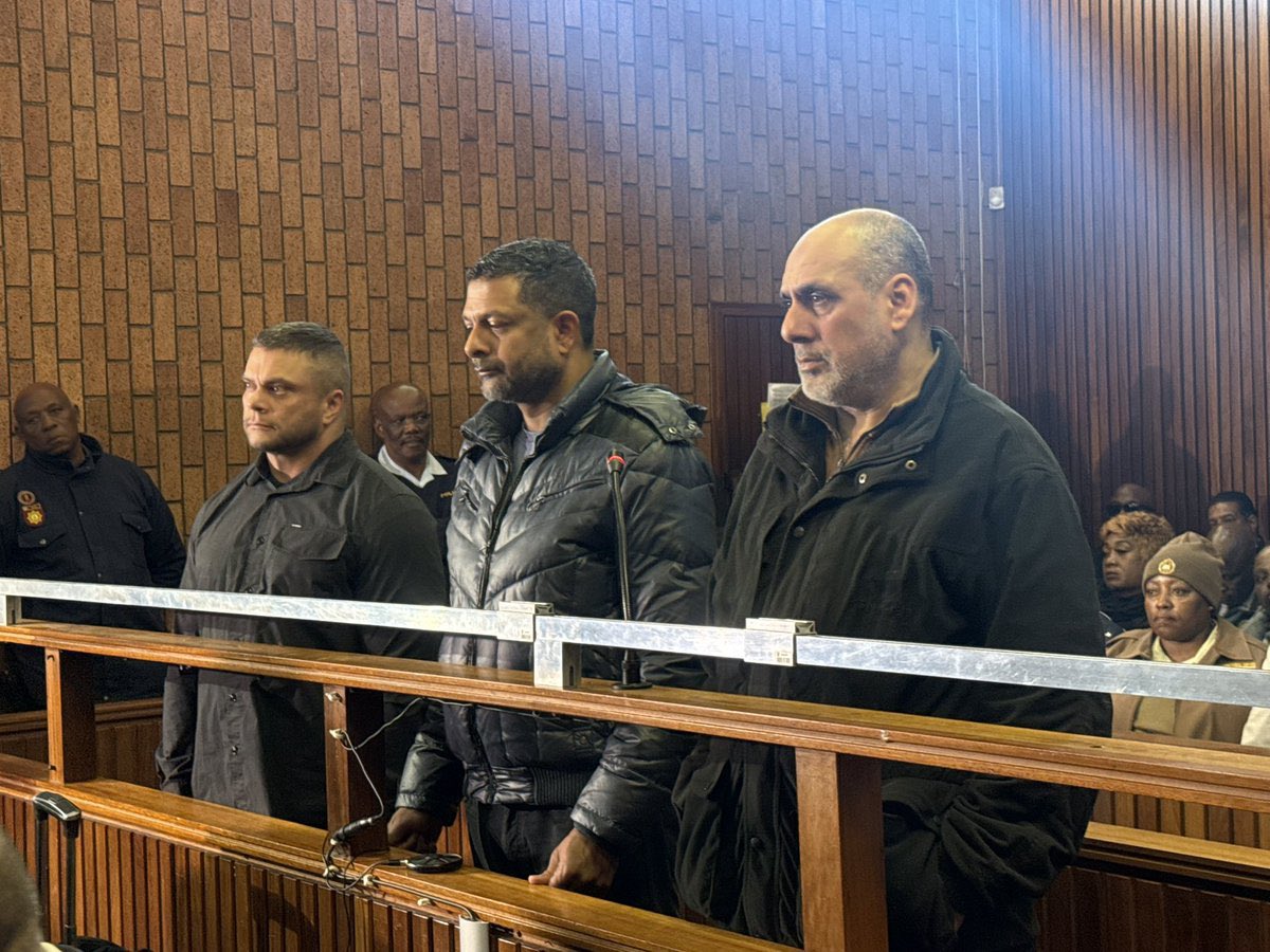 Abramjee's tweet photo. Gauteng Hawks Head Maj-Gen Ebrahim Kadwa and Durban businessman Tariq Downes are expected back in the Kempton Park Magistrate’s Court tomorrow.

Maj-Gen Feroz Khan remains in hospital and is not expected to appear. 

The matter is expected to be postponed.

The trio, who are out on R20,000 bail each, face charges linked to an alleged illicit precious metals syndicate and the alleged obstruction of a 2021 gold-smuggling investigation.

@pule_jones