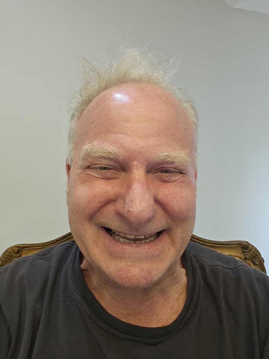 StuartFeiner's tweet photo. Freshly fucked look. Shoutout vacation. https://t.co/HyObw5irbf