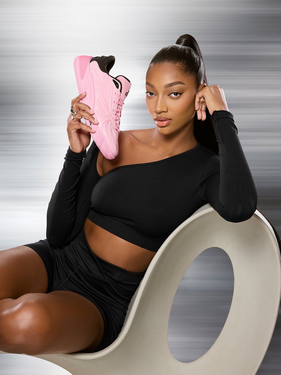 Reebok's tweet photo. Angel Reese 1: Expressive Pink
Available 7/17 https://t.co/CbfMzKGMIh