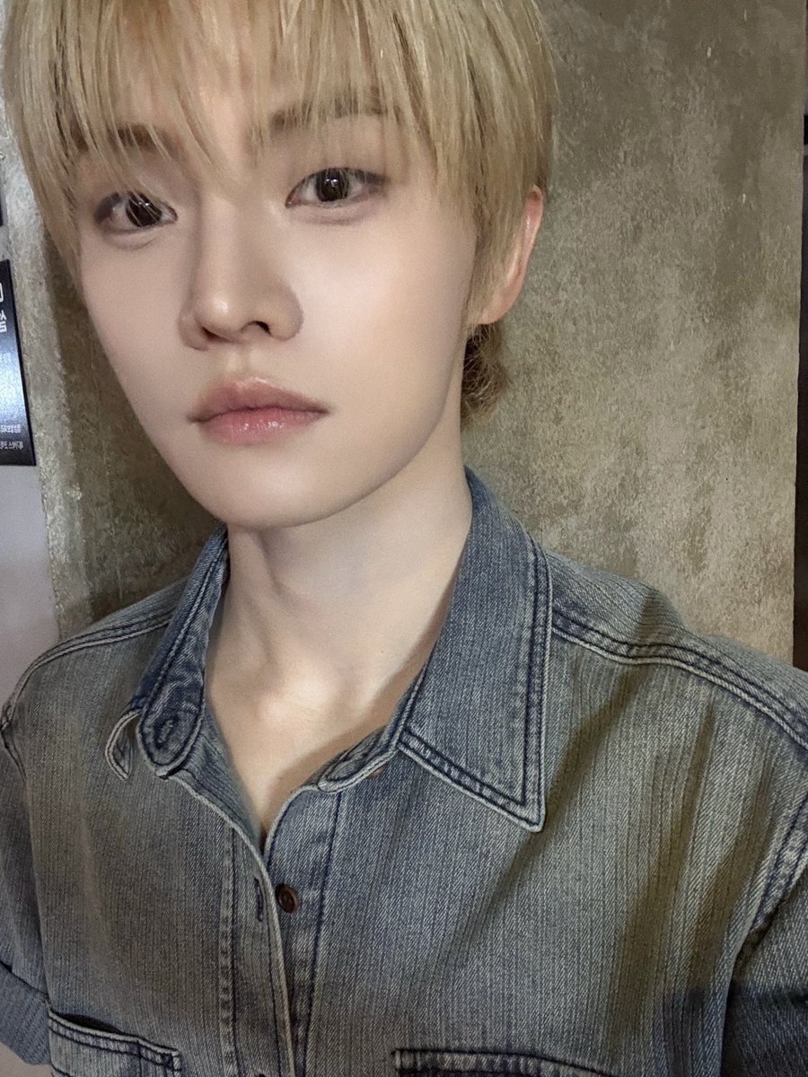 CYE_MEMBERS7's tweet photo. HOPE 시사회 다녀왔는데 많은 생각을 하게 되는 영화였다!
완전 재밌었다아
영화 오랜만에 봐서 좋았다~~

#전민욱 #JEONMINWOOK 
#CLOSEYOUREYES #클로즈유어아이즈
#CYE #클유아 https://t.co/w4qb0iTB9i