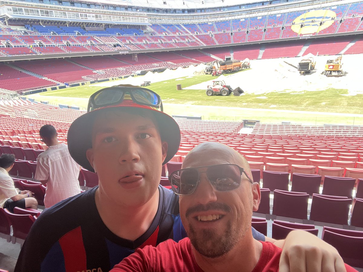 Gunitjack1912's tweet photo. Jacks on tour - me and my man doing the sites of Europe aka football stadia. Stadio Olimpico (Rome) completed ✔️ / Nou Camp (Barcelona) completed ✔️ / Stade King Louis II (Monaco) completed ✔️. Great holiday Uppa Swans https://t.co/Gq8ozpMJ58