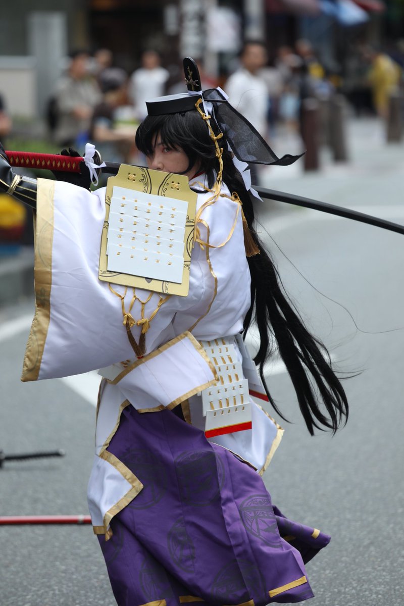 miechichinnjuu's tweet photo. 【刀剣乱舞】
※善光寺表参道夏祭りにて

太郎太刀(極)··········みえち
フォト📸··········ばっしぃぃぃさん(@bashibashi_snow)

また違ったアングルで撮っていただいてました！ありがとうございます(^ω^)
動く動くー！w
 #コスライ
 #太郎太刀 https://t.co/cVQKK7WlXS