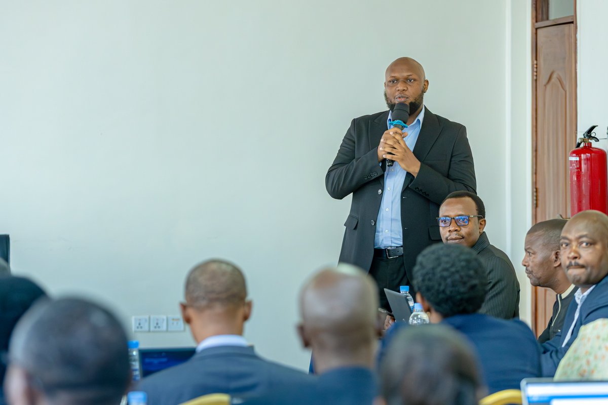 LegalPracticeRW's tweet photo. Delighted to have hosted parallel classes of a hundred trainees on Victim-Offender #Mediation and #PleaBargaining for @RCS_Rwanda staff, prosecutors, advocates, and judges.

Strengthening #Justice actors with #ADR skills through #CapacityBuilding and practical #LegalTraining. https://t.co/7wi1KSRchj
