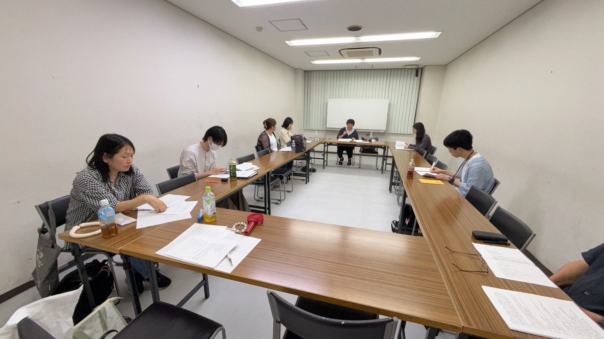 kokuuryodan's tweet photo. 虚空旅団第42回公演
『89秒』
本日顔合わせでした！

座組一同、公演に向けて稽古に励んでまいります！
9月18~21日はウイングフィールドにて上演予定です。
よろしくお願いいたします！

追伸:
7月11日に誕生日を迎えた、高橋のお祝いもしました☺️

 #虚空旅団
 #89秒
 #虚空旅団89秒 https://t.co/kbNXWSHa2b