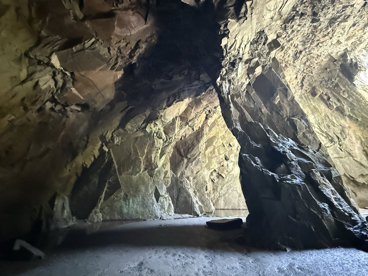 NorthernWalker1's tweet photo. Cathedral Caverns in the English Lake District #catherdralcaverns #quarry #cave #underground #lakedistrict #englishlakedistrict https://t.co/o6cQErdVvw