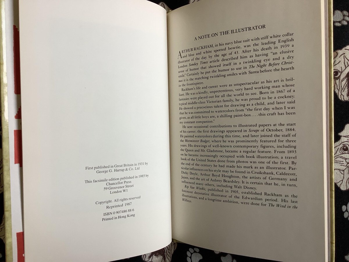 WatsonsVintage's tweet photo. It's #ChristmasInJuly time! RARE Vintage 1987 The Night Before Christmas Hardback Book Beautifully Illustrated By Arthur Rackham - A Book To Treasure - Xmas Eve Box Book https://t.co/7427jQVGOw via @Etsy  #VintageBooks #ChristmasBooks #ArthurRackham #1987Gift #NightBeforeChristmas