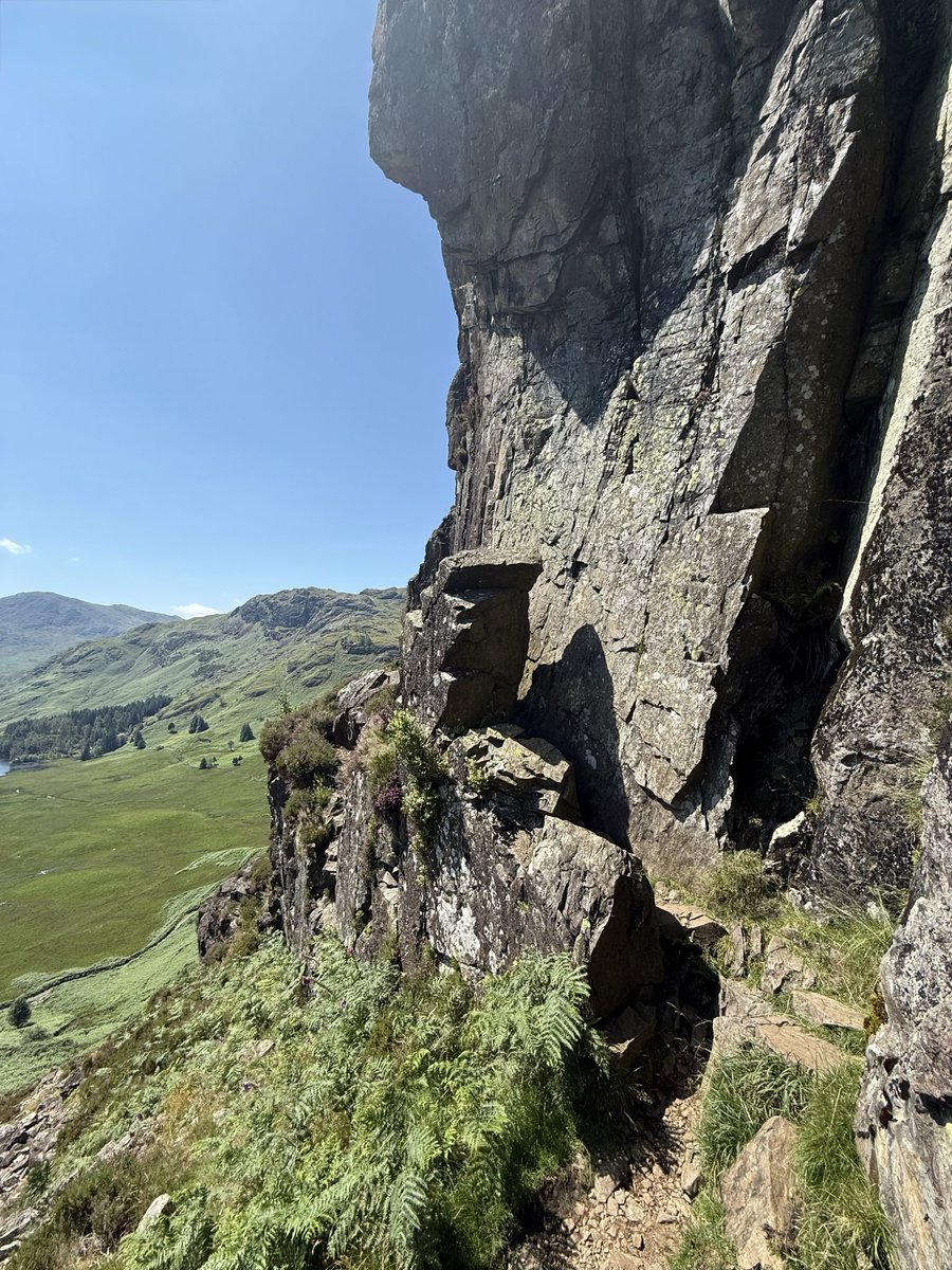 NorthernWalker1's tweet photo. Side Pike and the squeeze “fat man’s agony” in the English Lake District #sidepike #squeeze #fatmansagony #mountains #hills #view #hillwalking https://t.co/f5iQZ0752l