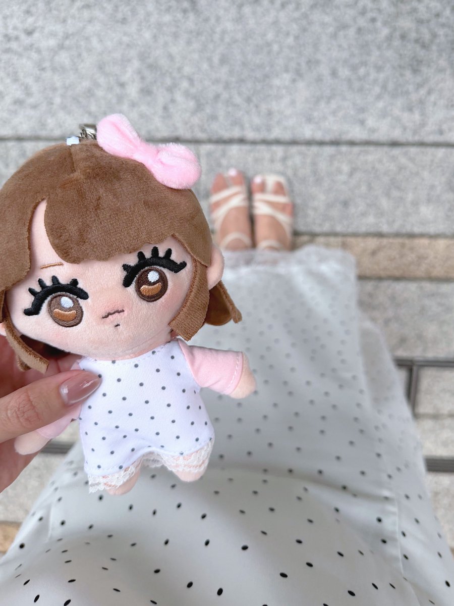 na_pyon21's tweet photo. ドットと裾のレースで
なーたんぬいぐるみとお揃いだった🐰⟡.·*.

みんなに言われて気づいたけど😌
勝手に気分上がった。ありがとう(?)

#届いてなーたん
#齊藤なぎさ生誕祭2026 https://t.co/PHu9yAxNJk