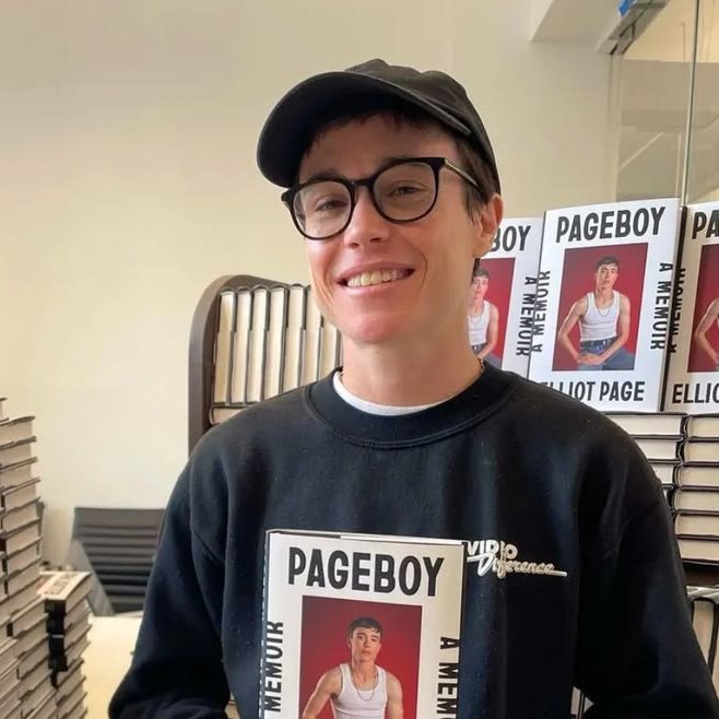 S0NGT0THESIREN's tweet photo. everyone cracking jokes about elliot page taking the t that turns you wasian but in reality its just that he's smiling significantly more now 🥲🥲 https://t.co/Vl4E7dgfX9