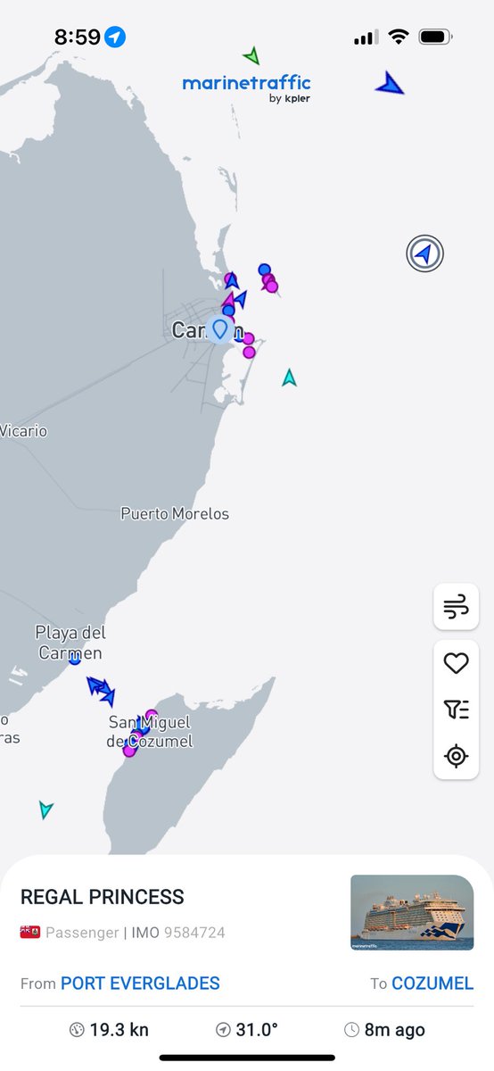 DanielCauich_'s tweet photo. 🚢 El #crucero #Regal Princess registra un retraso en su llegada a Cozumel. De manera extraoficial, se presume que un pasajero habría #caído al #mar, versión que no ha sido confirmada. Se espera que la embarcación atraque alrededor de las 10:00 horas. https://t.co/4dGL9iJafn