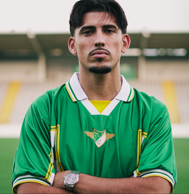 CabineSport's tweet photo. Moreirense recebe o médio João Veloso por empréstimo do SL Benfica. https://t.co/iPgGHGuMcJ