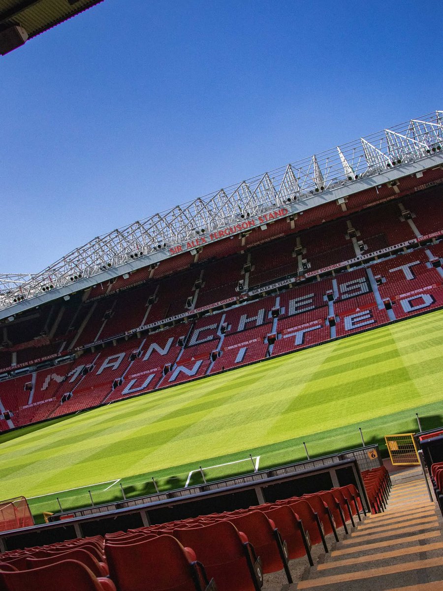 MUFCEDIT's tweet photo. Old Trafford after the grass renovation.📸 https://t.co/G9tIIqbSkf