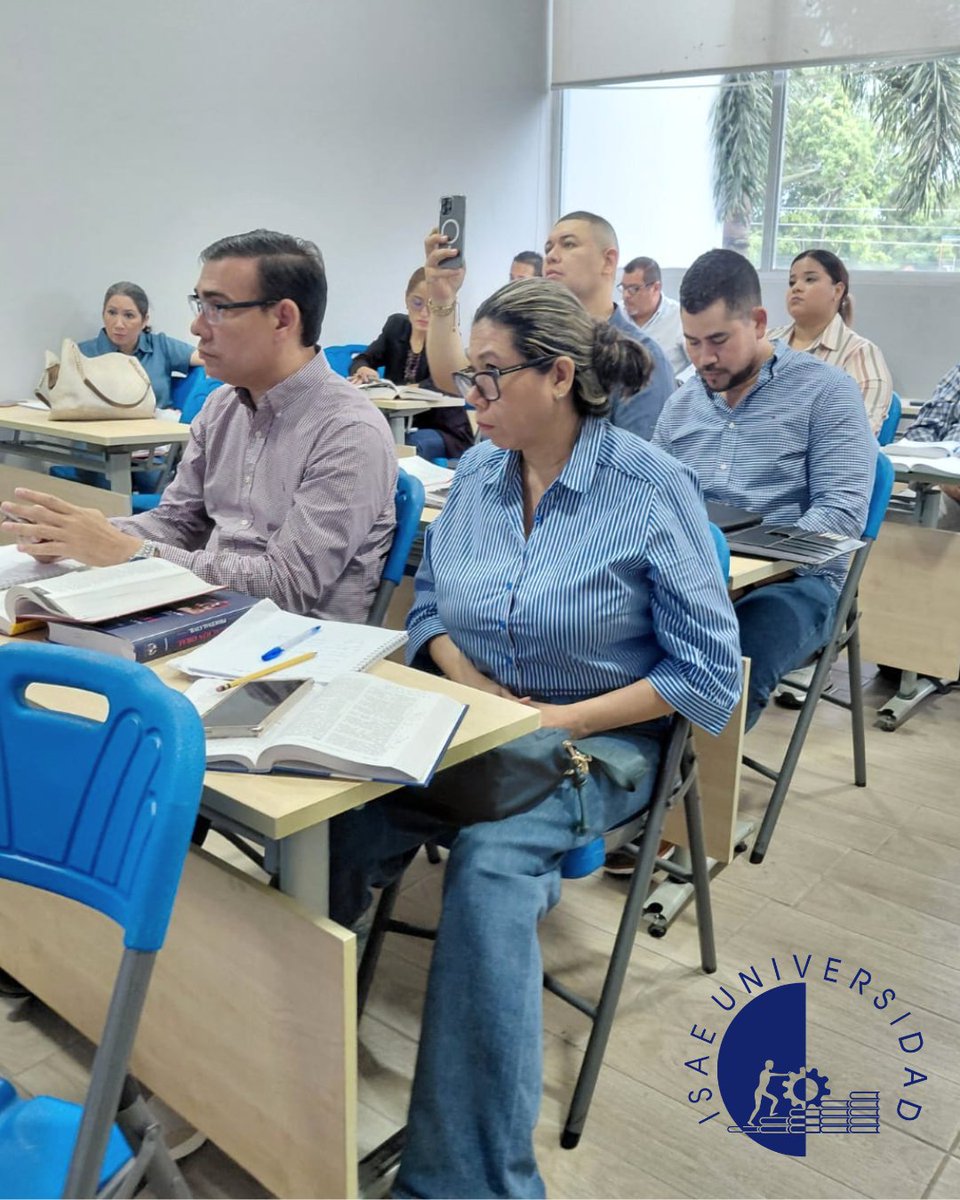 ISAEUniversidad's tweet photo. El Centro Regional de David desarrolló el seminario "Medios de Impugnación en el Proceso Civil", fortaleciendo las competencias de estudiantes y egresados de la Facultad de Derecho y Ciencias Políticas. ⚖️ 

Lee la nota completa aquí: 
https://t.co/2IOAFbthtU https://t.co/bYXUxrXDkL
