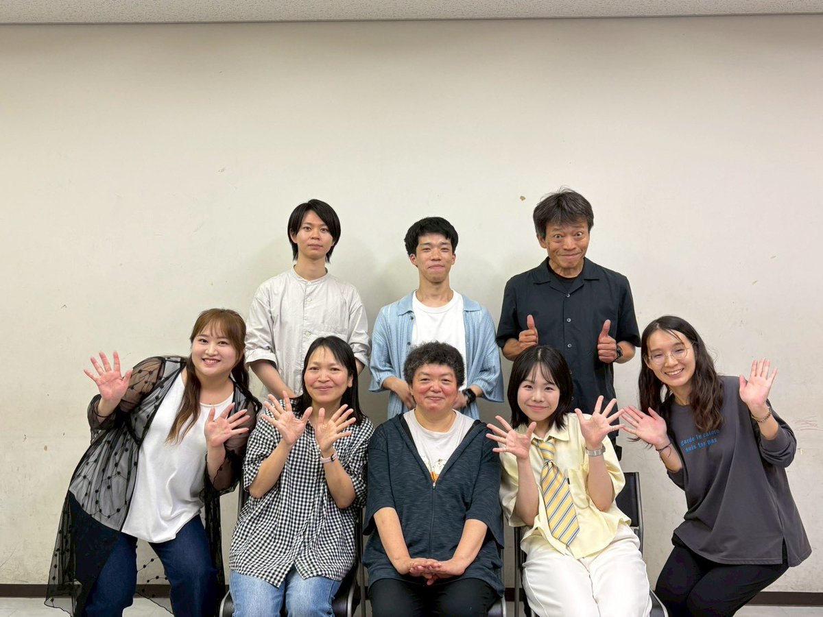 ayanosuke55's tweet photo. 稽古始めでした！
顔合わせと戯曲の世界観に触れていただくところから。稽古のあとは打ち入り。
少し遅れてお誕生日も祝っていただきました！幸！！
#虚空旅団　#89秒 https://t.co/DJ6VQVdytj