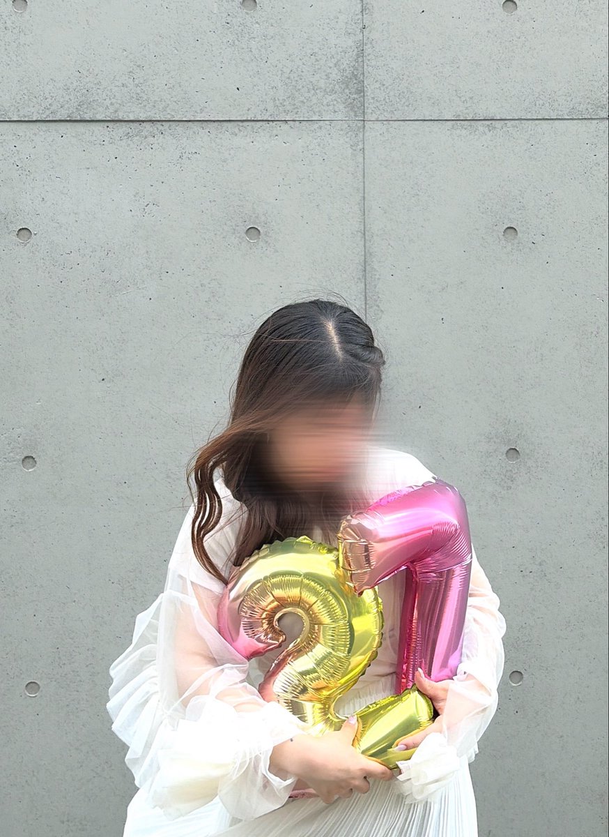ronkunMahalkita's tweet photo. .

𝐻𝑎𝑝𝑝𝑦 𝟸𝟽𝑡ℎ 𝐵𝑖𝑟𝑡ℎ𝑑𝑎𝑦⁡⑅･⏦ﾟ♡

ALTに感謝の気持ち綴ったよ🫧
 @tjbb_ 
 #TJBB  #AERON  #HappyBirthdayAERON https://t.co/RazT4bG5rs