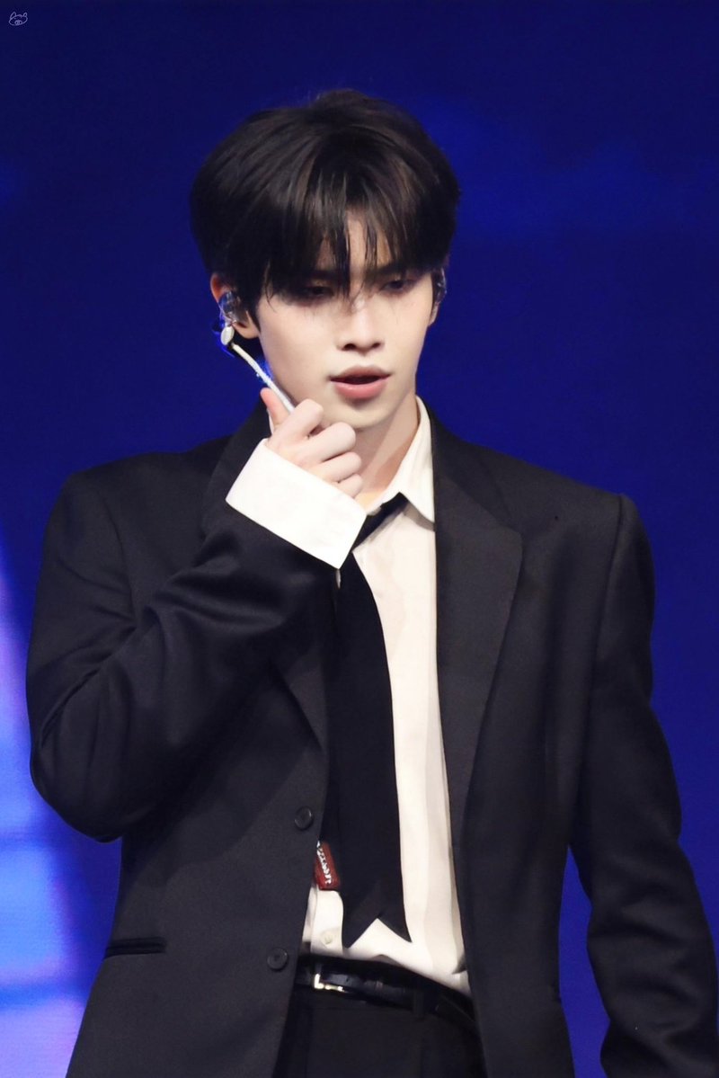dzzz_Lu's tweet photo. HAPPY TAERAE DAY💙

260627 MYK FESTA

#ZEROBASEONE #ZB1 #제로베이스원
#KIMTAERAE #김태래  #キムテレ 
#HAPPYTAERAEDAY https://t.co/teN8MFmnPx