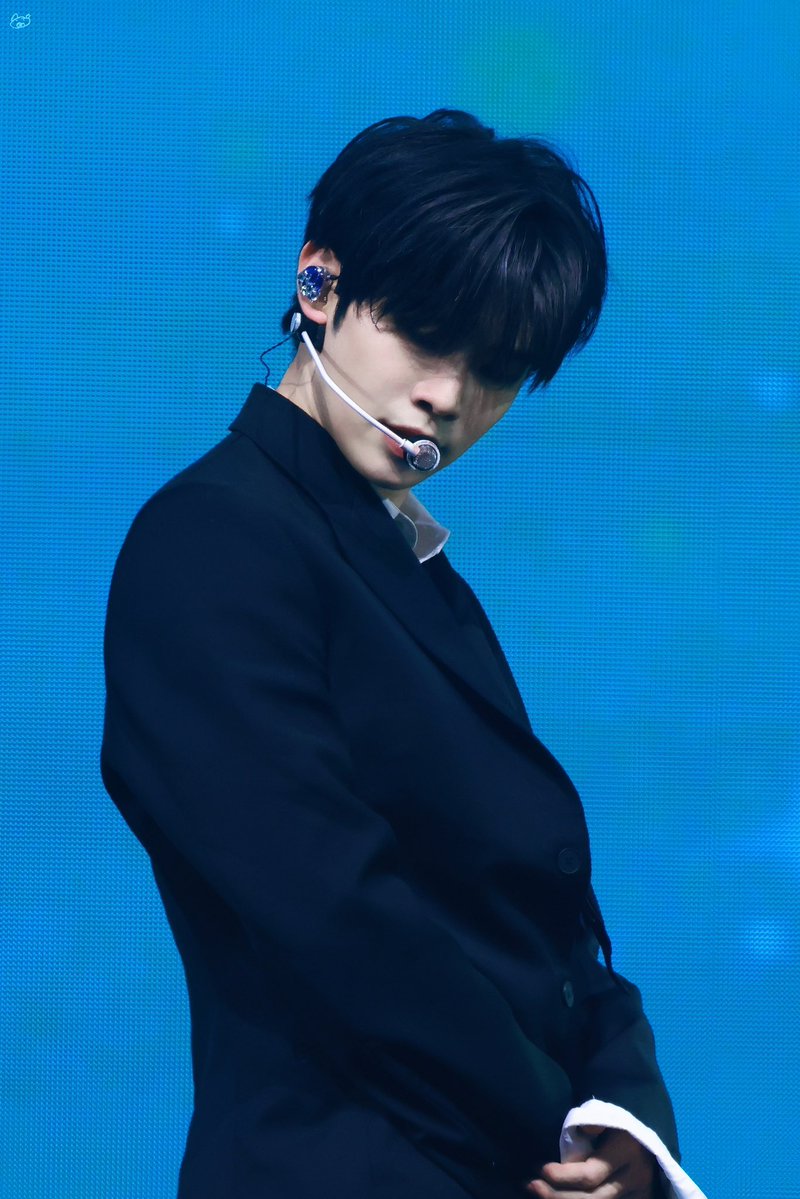 dzzz_Lu's tweet photo. HAPPY TAERAE DAY💙

260627 MYK FESTA

#ZEROBASEONE #ZB1 #제로베이스원
#KIMTAERAE #김태래  #キムテレ 
#HAPPYTAERAEDAY https://t.co/teN8MFmnPx