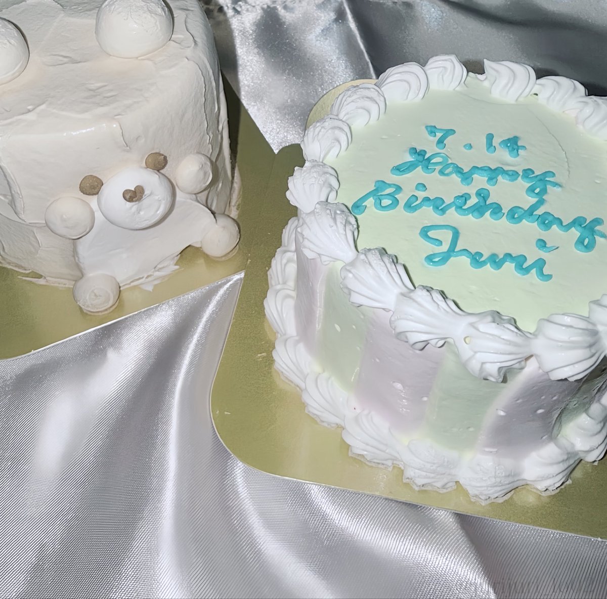 jurijuri_lo02's tweet photo. *.𝜗𝜚.𝑯𝒂𝒑𝒚 𝒃𝒊𝒓𝒕𝒉𝒅𝒂𝒚.ꪆৎ.*

  21歳のお誕生日おめでとう🐰ྀི🩵🍒

#上坂樹里 https://t.co/ceG8zCXO2F