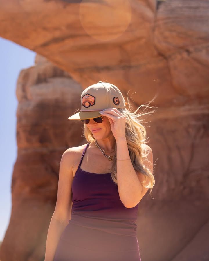 ROBYNpromo's tweet photo. Branded merchandise is the only advertising medium capable of engaging all five senses. It turns an ordinary message into a marketing experience! https://t.co/CD0TNxb8j1 #Keychains #CanCoolers #BaseballCaps #CoolerBags https://t.co/2M2bS7gsci