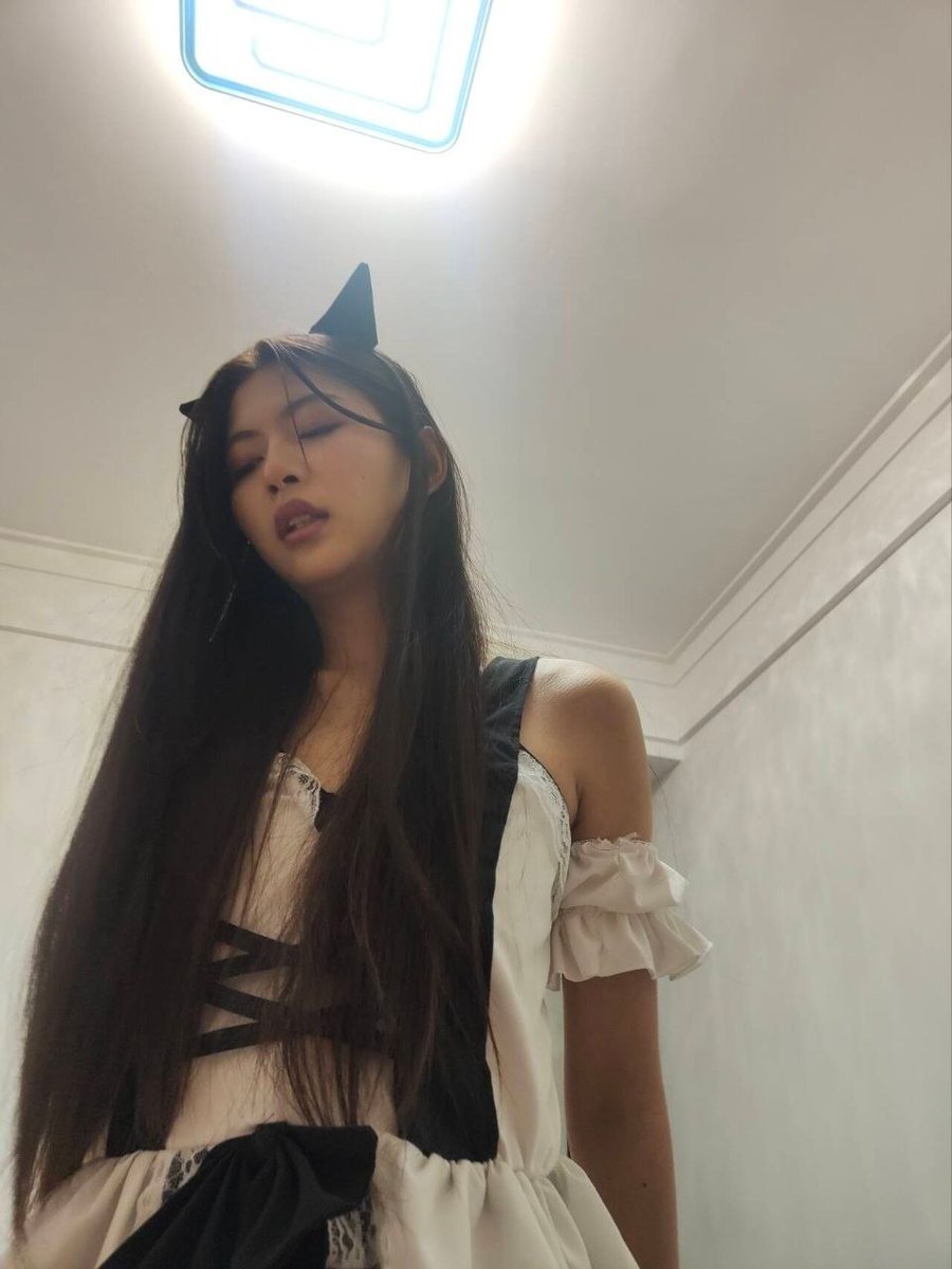CrushJack3's tweet photo. 抖音随便加的一个反差母狗聊了没多久就同意出来开房当狗了，我说真的抖音真能约，点赞+转发公布母狗联系方式，顺便抽一个转发的兄弟把她丝袜内裤抽了，随机抽啊，绝对真实。

#北京  #京津冀 #催眠 #凌辱 #鸡巴 #骚逼 #内射  #操逼 #母狗 #精液  #色情 #淫妻 #绿帽 #捆绑  #背叛 #出轨 #SM #约炮 https://t.co/CoD6kr4k9d