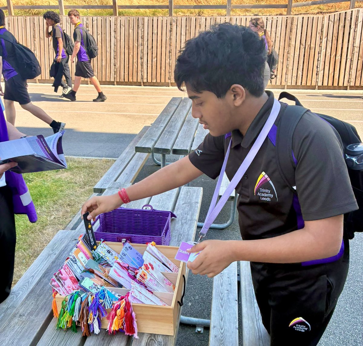 TrinityAcademyL's tweet photo. Where there are books, there are book marks! Raising money for @BSA_Leeds9 today! #TheBuild 💜🌟 https://t.co/q3ET06Am43