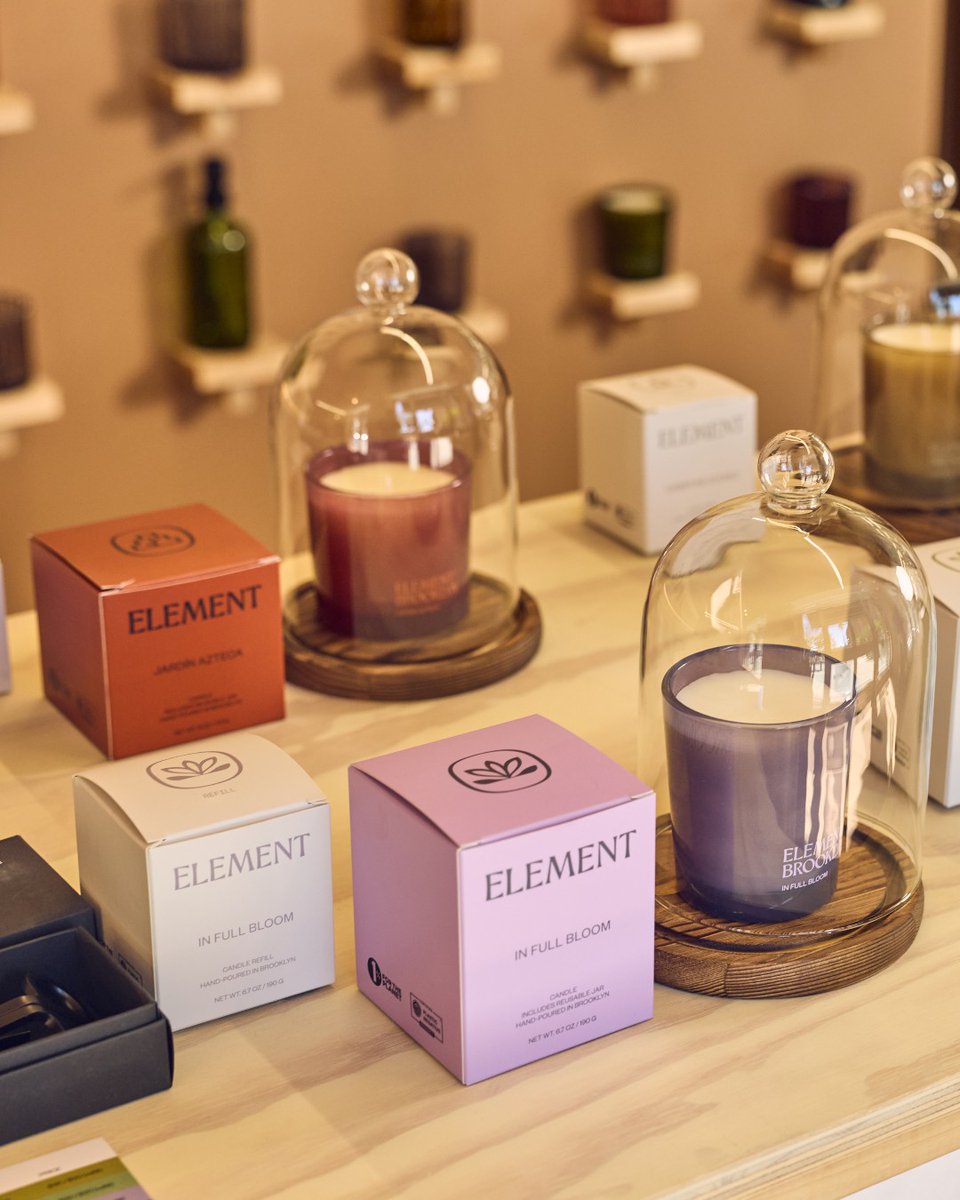TheSeaportNYC's tweet photo. Luxury home essentials, made sustainably. Discover Element Brooklyn, where you can explore beautifully crafted soaps, candles, diffusers, body care, and more through an immersive fragrance experience.🕯️

📍192 Front Street
Details: https://t.co/60B1NSBwr3
#TheSeaport https://t.co/7dDfPXyiEC