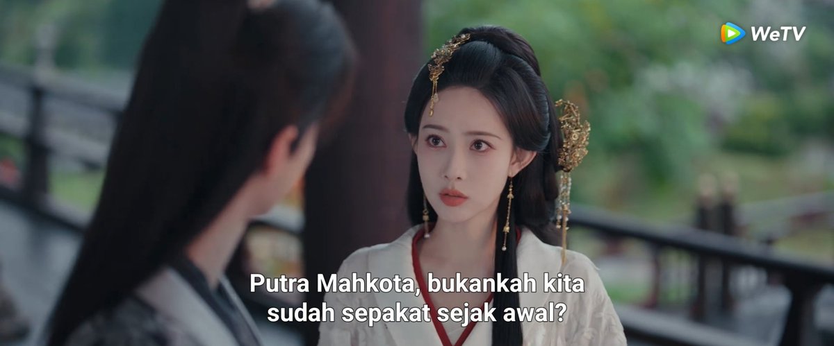 1308pages's tweet photo. huayong sabar ya derita lu jatuh cinta sama wanita cangtips tidak berperasaan ini, setiap putra makhota seneng dikit langsung dikasih paham sama xihe 😭🤣
#BlossomsofPower https://t.co/FTDnGBxBXQ