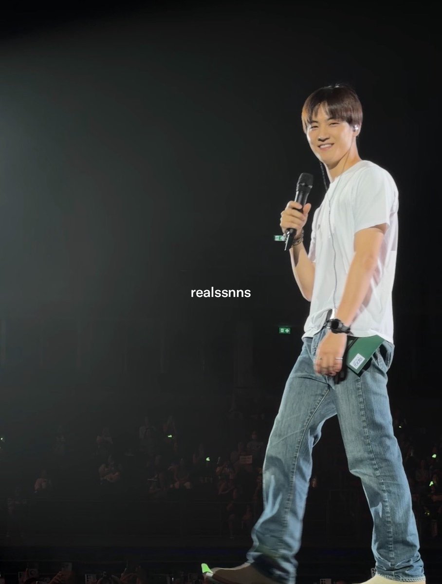 realssnns's tweet photo. คิดถึงพี่แจบอมม💚😭
#2026tape_roots_bangkok https://t.co/r3mABl8cGB
