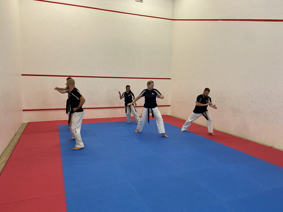 MartialMarines's tweet photo. Day 1 (PM): Pre Interservices MA Week:- (HMS TEMERAIRE):- KARATE/TKD (Numbers are VERY low!!! Pse support and attend if you can?🥋🥋🥋🥋) https://t.co/Y1iPYuZm5O