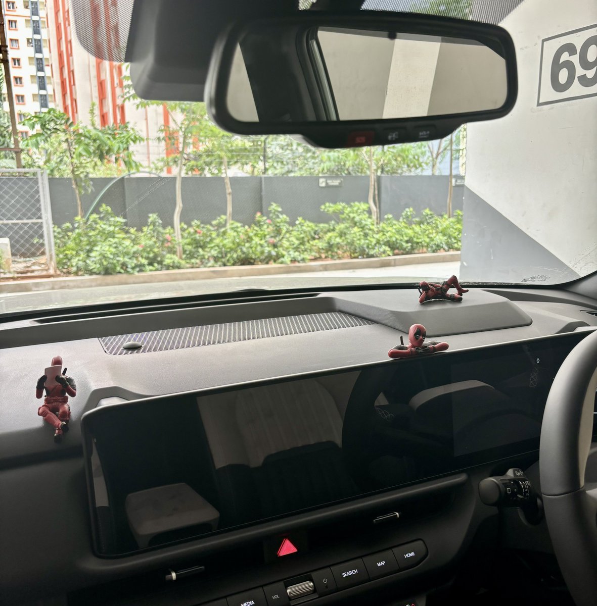 arultraj's tweet photo. Friends, do you like my car dash board?? https://t.co/7C9kwu7N0B